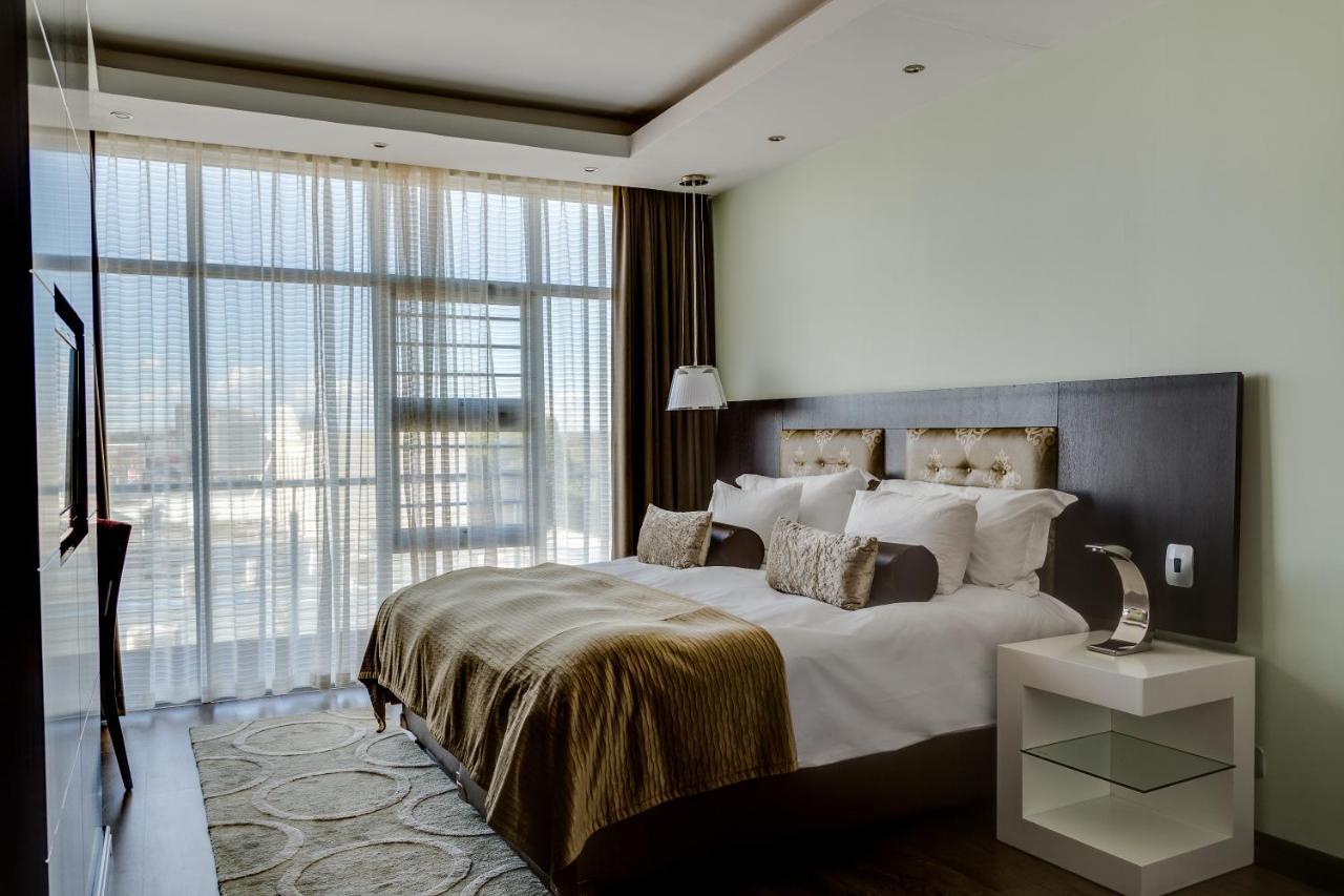 Hotel The Oasis Upington Esterno foto