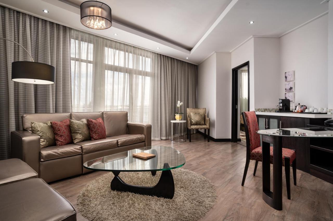 Hotel The Oasis Upington Esterno foto