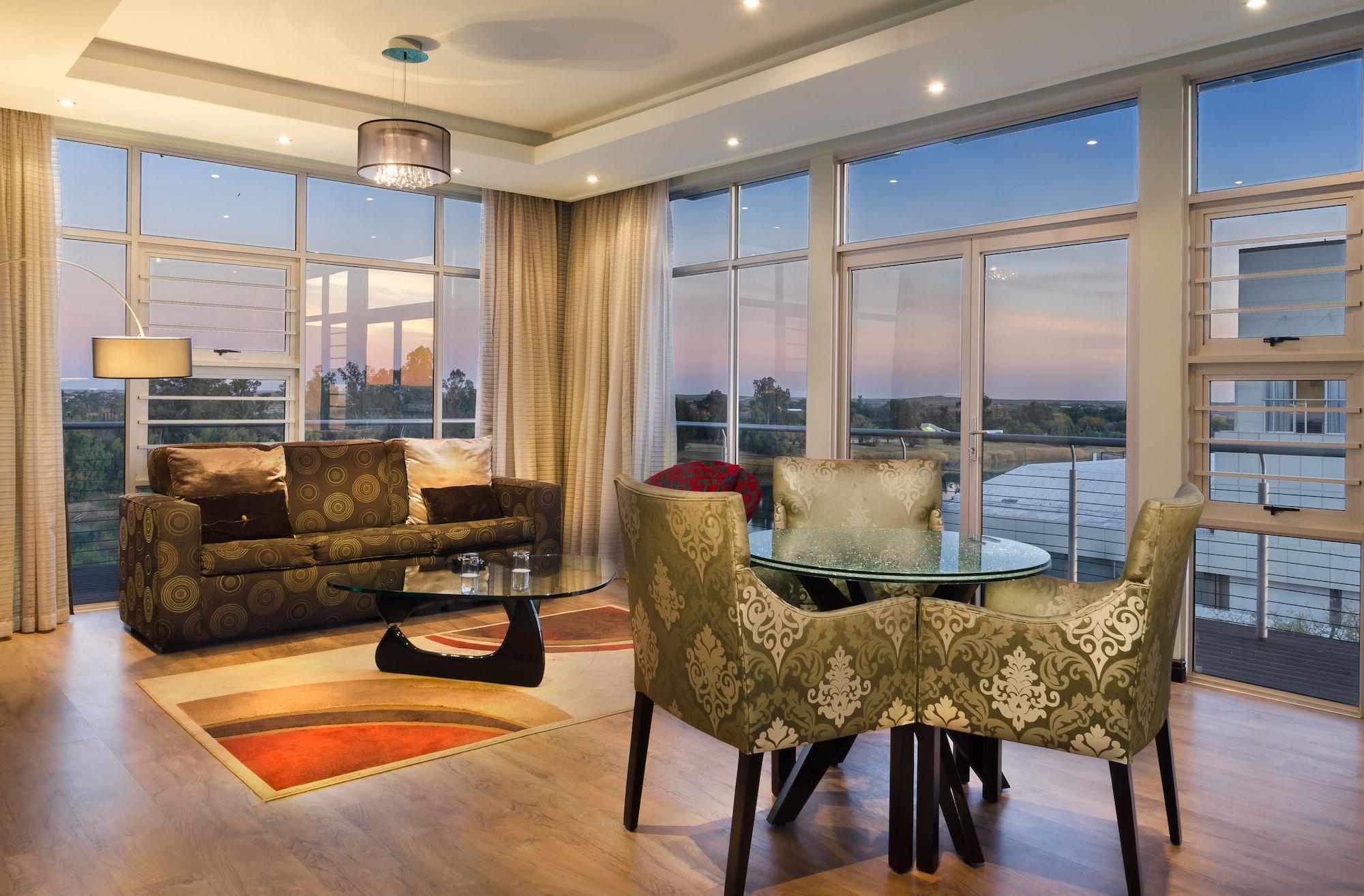 Hotel The Oasis Upington Esterno foto