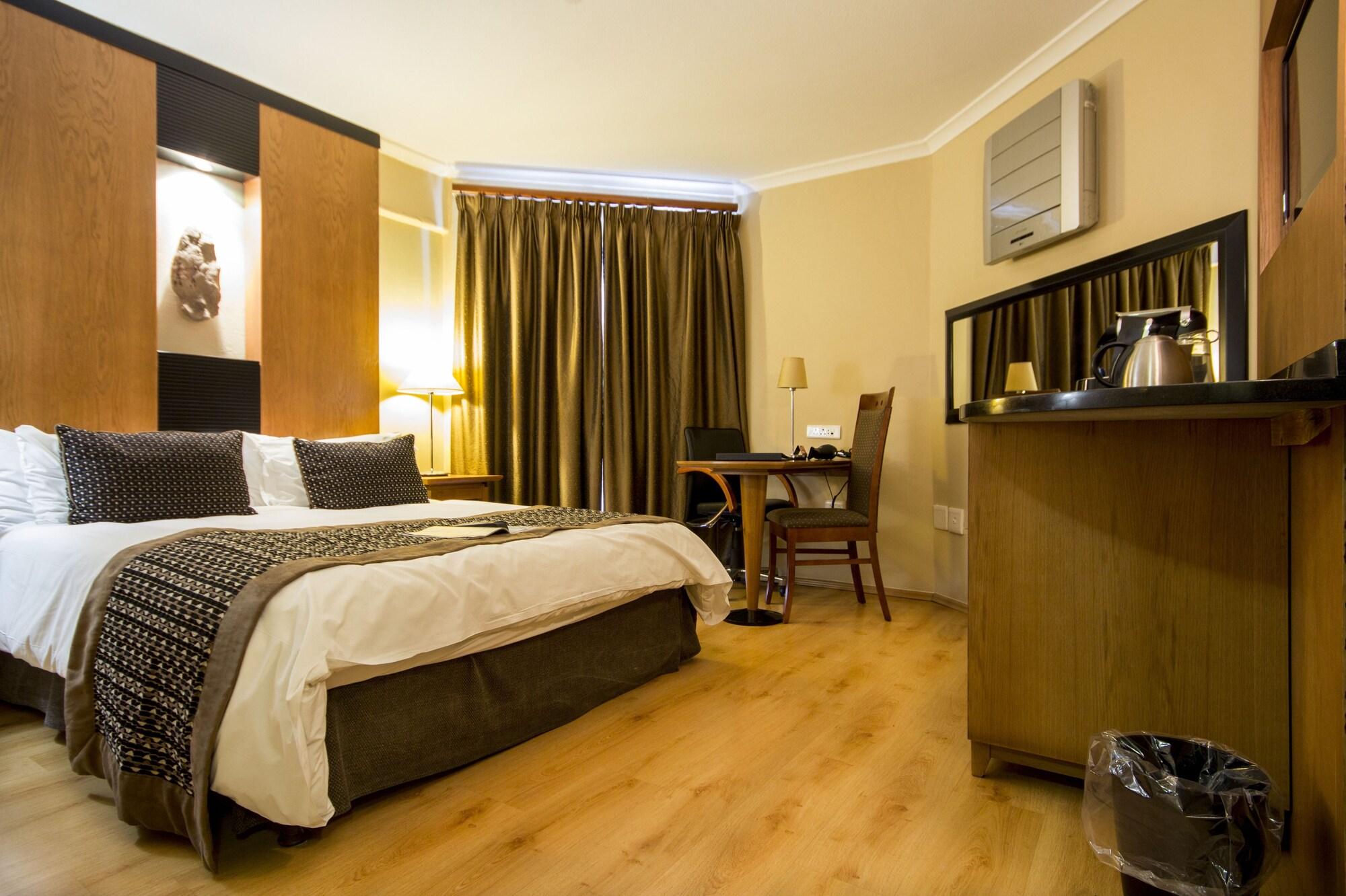Hotel The Oasis Upington Esterno foto