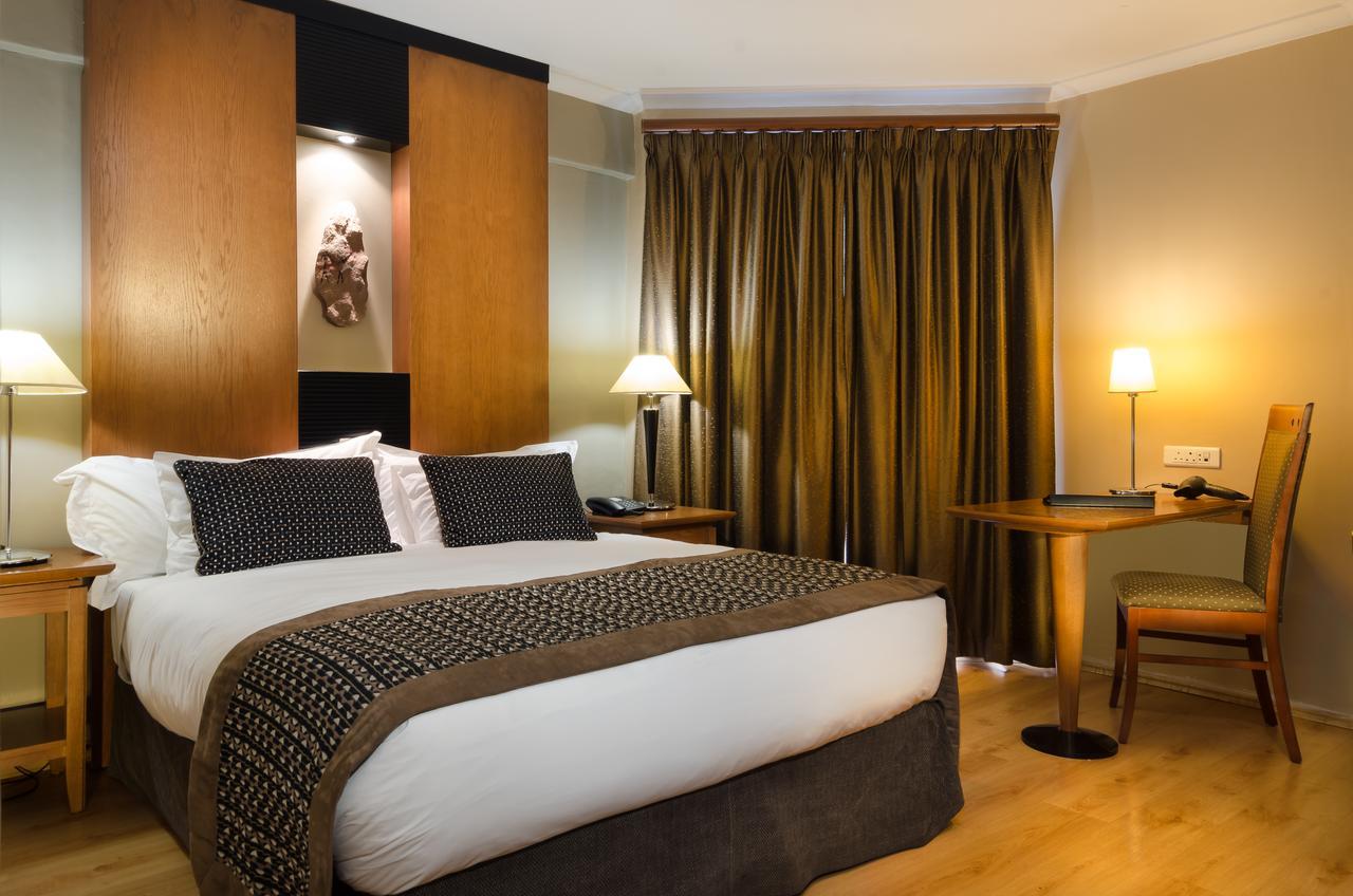 Hotel The Oasis Upington Esterno foto